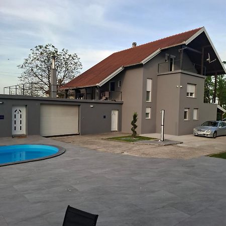Apartamento Maja Velika Gorica Exterior foto